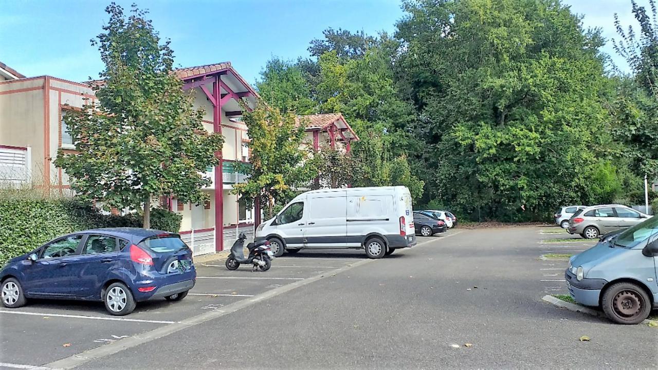 Calme Avec Parking Appartement